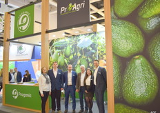 Andrea Crevits, Geert Crevits, Theo Groenewegen van der Weiden, Haray van de Vijver en Ilona Magdalena Rinzis, Renzo Veenstra van Proganic en ProAgri. ProAgri is de poot- en consumptieaardappelpoot van het bedrijf en Proganic is leverancier van bio avocado uit Tanzania en Mexico. Het bedrijf beschikt in Tanzania over eigen telers en pakstations.