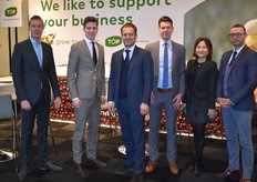 Erwin Groen, Lennart Ras, Rien Murre, Jelle Kesselaar, Rose Luwei en Casmin Balaciu van TOP The Onion Group. Alle TOP bedrijven onder 1 merknaam met een duidelijk herkenbaar logo. We like to suport your business, lets grow together.