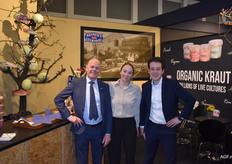 Kramer zuurkool promootte onder meer het bio-product: Gerrie Groot, Devi Bakkum en Bram Wagenaar