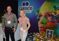 Mitch en Mariscsa Prins bij een uitgebreid assortiment cressen en eetbare bloemen van Cresco.