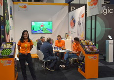 Jennifer Karla Briones van The Fruit Republic