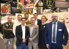 Yves Cuvelier (in het midden van Cuvelier Fruit) presenteerde zich deze beurs voor het eerst op de gezamenlijke stand van FMB en Calsa nadat medio december bekend werd dat het bedrijf binnen de Calsa Groep zal gaan opereren