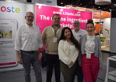 Janhein Hagenbeek, Walter Blom, Ling Lee, Dominic van Herk, Andrea Spatariu van 1-2-Taste