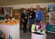 Nienke Ru, Belinda Barnhard en Boudewijn van der Kroft van Terra Sana Natuurvoeding