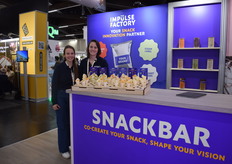 Sanne van Erp en Milou Rommers promoten De snackbar van The Impulse Factory