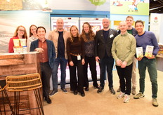 Team UDEA heeft veel medewerkers en 5 verleidelijke en populaire Private Label producten meegenomen, waaronder biologisch ijs en koekjes, om de aandacht te vestigen op de B2B-activiteiten