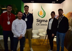 Guus Schuurmans, Timo van Dorland, Stefan Gelok, Nathalie van Dis en Pim Vader van Sigma Oil Seeds