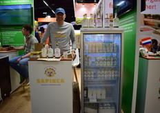 Diederik Evers van Sapinca - Good Rootz Sap van Inca met als nieuwste smaak kruidenlimonade