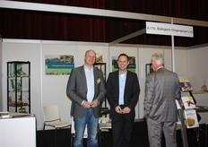Gerard de Pee en Arend Zeelenberg gaven uitleg over biologisch ondernemen.