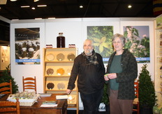 Het Blauwe Huis bemand door Jan-Kees Luijerink en Paulien Kijlstra.