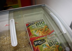 Nog een hele vooraad zakken met bio-frites.