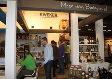 De Kweker zat aan de andere kant van de stand.