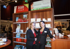 Hilde Jager en Lisa Olthof van Holland Pharma.