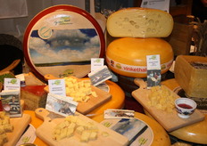 Een aantal kazen van de producenten.