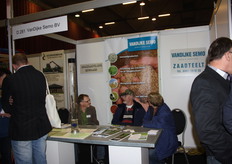 Henk Schussler informeert over Zaadteelt bij VanDijke Semo.