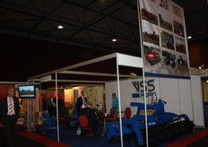 Pim van Eijzeren van VSS Construct stond met grondbewerking- en schoffelmachines.