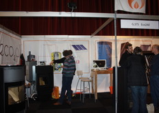 Bij Eco2All wordt uitleg gegeven over de haarden en kachels.