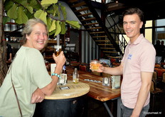 Sophie de Groot van Poulet d'Sophie met Paul Noordermeer van De Almershof.