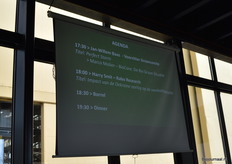 "Het is een rare tijd, na corona zitten we nu middenin een oorlog. Daarom willen we hier mensen de gelegenheid bieden om ervaringen te delen. Hiervoor hebben we een mooi programma samengesteld." 