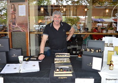 Guus Korper vertelt dat het merk Alqvimia al 35 jaar bestaat. 