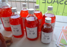 Ronald toonde onder meer de gefermenteerde fruitsiropen van Shrub. 