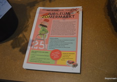 Een flyer met wat meer informatie over het programma. 