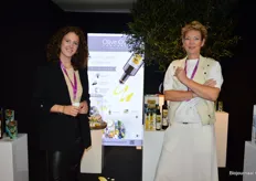 Tess van den Berg en Ruth van den Berg van Olive Oil Company.