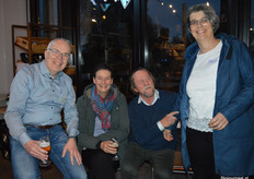 Oeble Kempenaar (High Quality Organics), Roosmarijn Saat (Gimsel en Biowinkelvereniging), Poppe Braam (Did-it) en Marja Bastiaansen (Vandersterre Holland). 