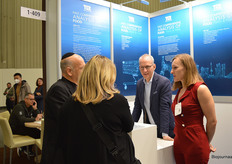 Eerik Schipper en Ditta Fekete vertellen wat meer over de activiteiten van Control Union Certifications, dat wederom een stand deelde met TLR.