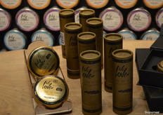 Nieuw is deze Golden Edition deo stick.