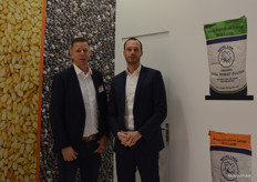 Bij Royal Ingredients Group: Remco Homan en Corné van Hekken. Remco: "Doordat de 'goudzoekers' er niet tussen zitten, hebben we fijn de tijd voor goede gesprekken."