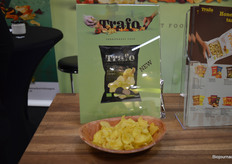 Nieuwe Trafo-chips: truffel. "We zijn heel blij dat we deze bijzondere smaak hier kunnen presenteren", aldus Janet.