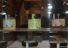 Ook nieuw zijn deze chocopasta's 'mit weniger zucker'.