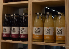 De nieuwste variant is OERsap Elstar Appel (rechtsonderin).