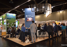 Borrelen bij Bunge Loders Croklaan aan het eind van beursdag 2.