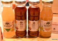 Een greep uit de biologische sappen die te proeven waren op de Zeeuwse Horecabeurs van Schulp