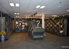 De ingezonden noviteiten stonden hier opgesteld.