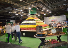 Het versplein viel onder meer goed op dankzij deze AGF-piramide van Postuma.