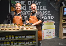 De Wijndragers Joost Castenmiller en Christian Lensen presenteerden het eerder dit jaar door hen overgenomen bio-merk Van TON. Joost: "We krijgen heel leuke reacties, komen nu helemaal op stoom met de productie en dergelijke. Volgend jaar willen we nieuwe dingen gaan ontwikkelen."