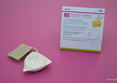 Éco Produits/Éco Services met hun pack of 5 washable face cleansing discs.