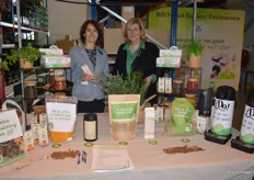 Yolanda Aragon en Angelien Beek van Organic Flavour Company. Angelien: "We kunnen hier rechtstreeks aan onze doelgroep vragen wat zij belangrijk vinden als het gaat om de verpakkingen."