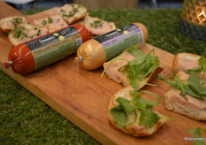 En men kon onder meer proeven van deze vegan paté (zwarte peper en naturel).