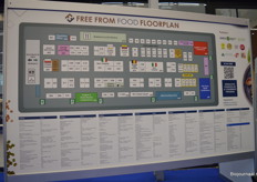 De beursplattegrond, waarop duidelijk te zien is dat er diverse landenpaviljoens stonden.
