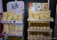 Maurice: "KoRo is in een nieuw merk in Nederland. Om de mensen kennis te laten maken met ons laten we onder meer van onze nieuwe pistache butter cups en protein bar proeven."