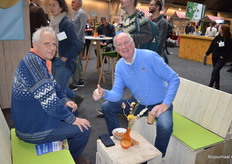 Jeroen Kramer (Horizon) praat bij met Maarten Gevers (DO-IT).