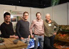 Bij WeGrowOrganic: Marten Leegte, Jasper Stevens, Thijs Geerse en Matthé Hendrikse. Woensdag waren ze nog in afwachting van de uitreiking van de Innovatieprijs. Ze eindigden op de tweede plaats.  "We zoeken nog meer graantelers, willen het areaal minimaal verdubbelen", aldus Marten.