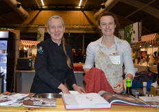 Barbara Geertsema en Linde van de Graaf waren onmisbaar op het Streekplein.