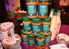 Een greep uit de nieuwe kruiden en specerijen mengsels zonder zout van Verstegen ook in een nieuwe pot