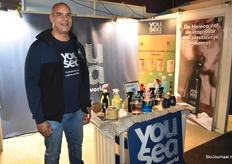 Paul Brugmans van You Sea schoonmaak producten in tabletvorm in combinatie met een 500ml aluminium fles. Dus zero waste en Eco Garantie gecertificeerd.