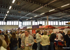 Net als eerdere jaren was in de hoek van hal 1 een markt ingericht. 